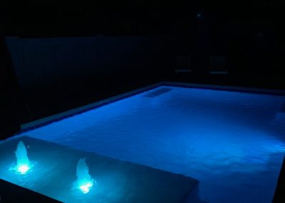 New pool with custom color led Baja step light